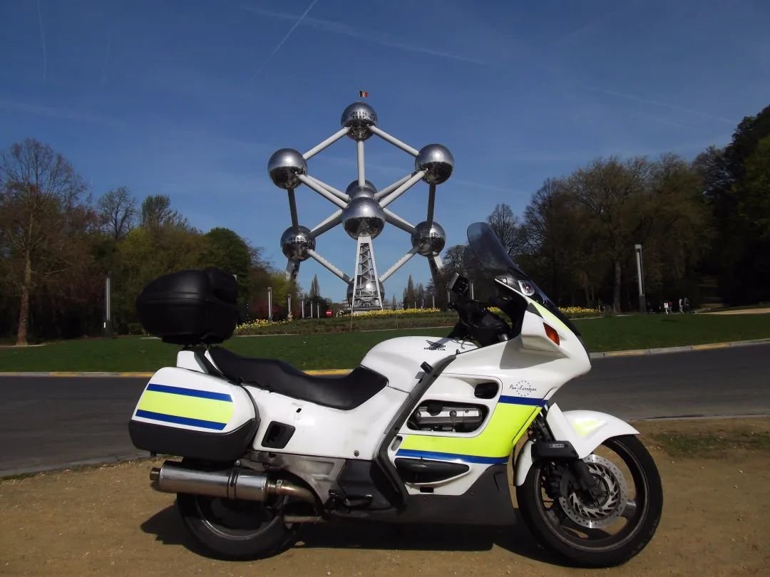 不一样的脚步,本田旅行车st1100/st1300