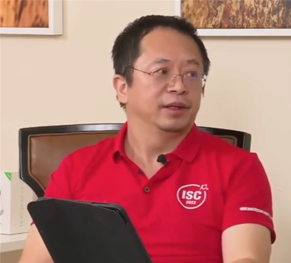 周鸿祎称董宇辉是自己榜样:不靠颜值吃饭 很激励