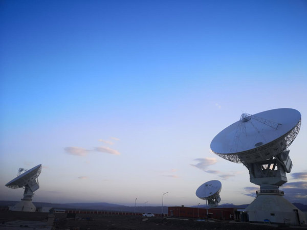 喀什35米天线组阵系统