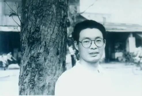我有很多錢，我可不可以買一個快樂的童年
