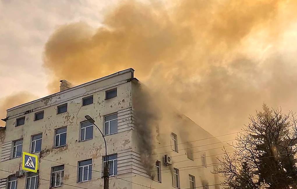 位于特维尔市隶属于俄国防部的空天军研究院发生火灾（塔斯社）
