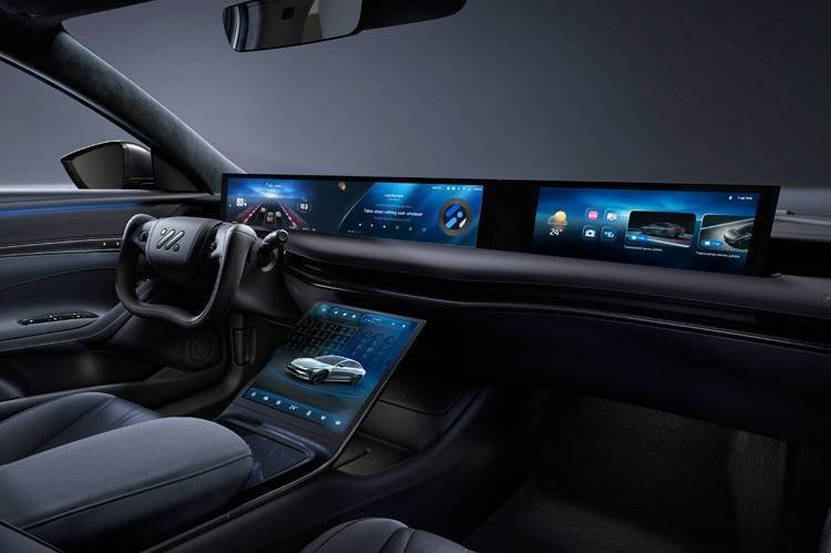 首台高性能国产电动车 智己l7高性能版售47.88万元起