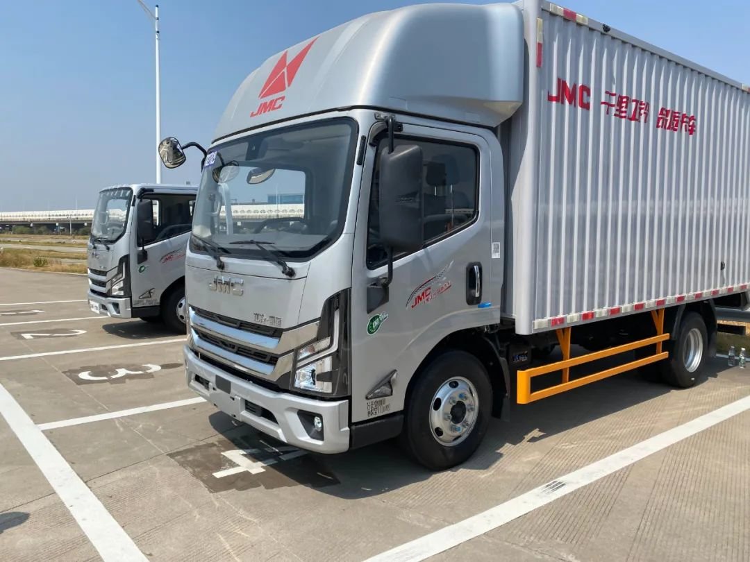 江铃全新一代凯运告诉你,轻卡也能谈舒适与操控_凤凰网汽车_凤凰网