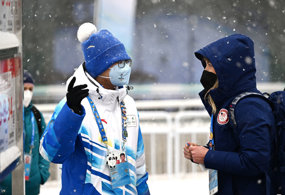北京冬奥会引导员训练图片