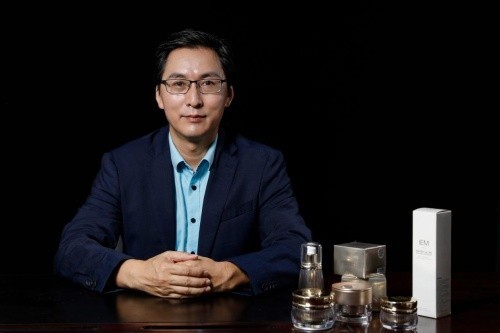 专访爱怡美创始人老罗功效护肤时代已来爱怡美乘浪而上