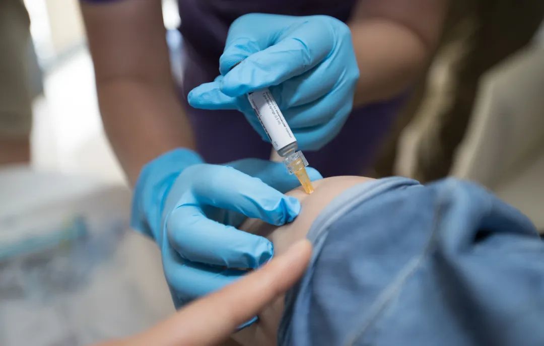国内10多个省市免费为适龄女生接种hpv疫苗