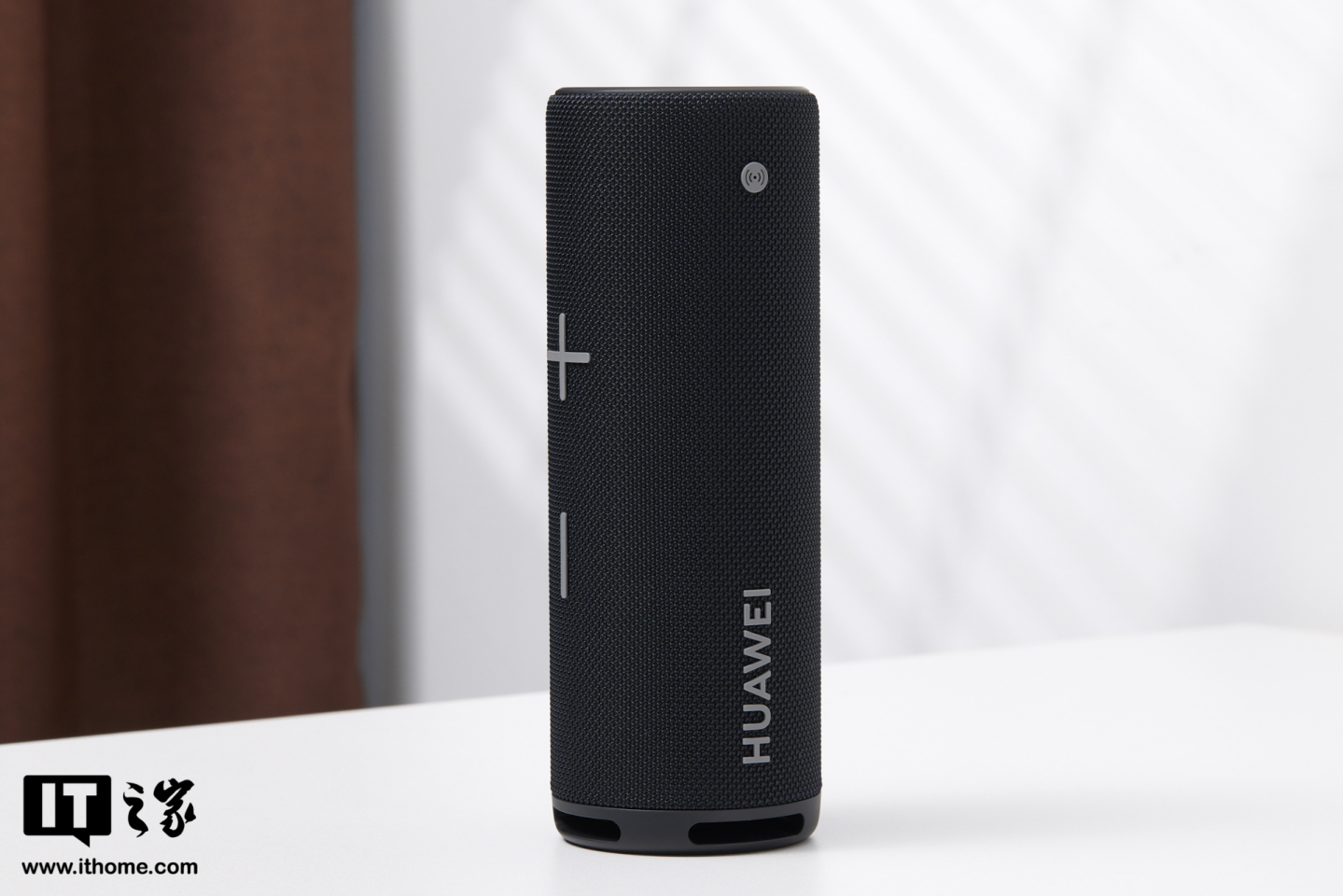 华为 Sound Joy 便携智能音箱