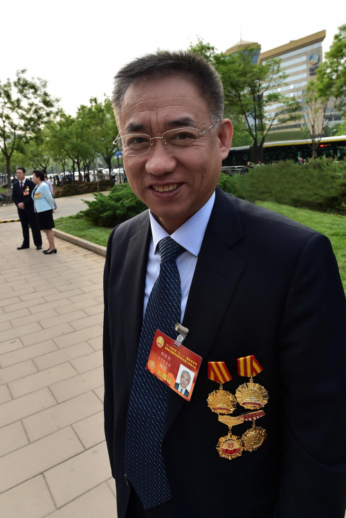 人民名医卓越建树 捍卫健康守护人民_凤凰网