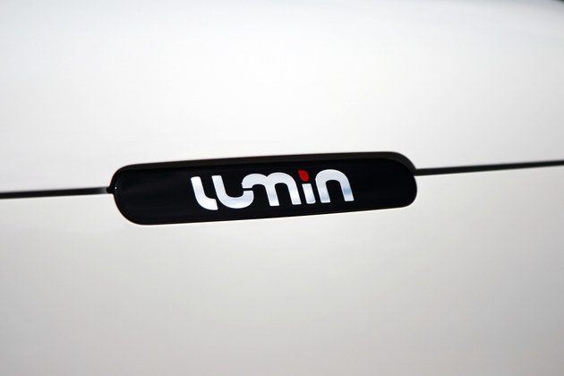 长安LUMIN糯玉米试驾 不止于代步/提前收获精致生活