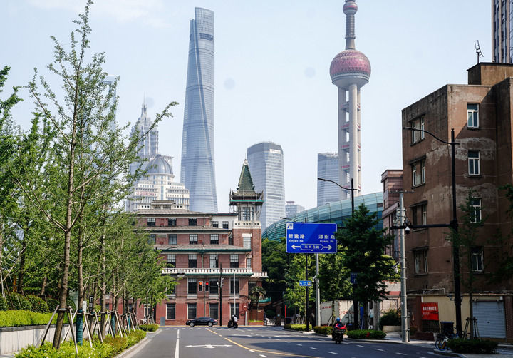 5月17日拍攝的上海街景。新華社記者 丁汀 攝