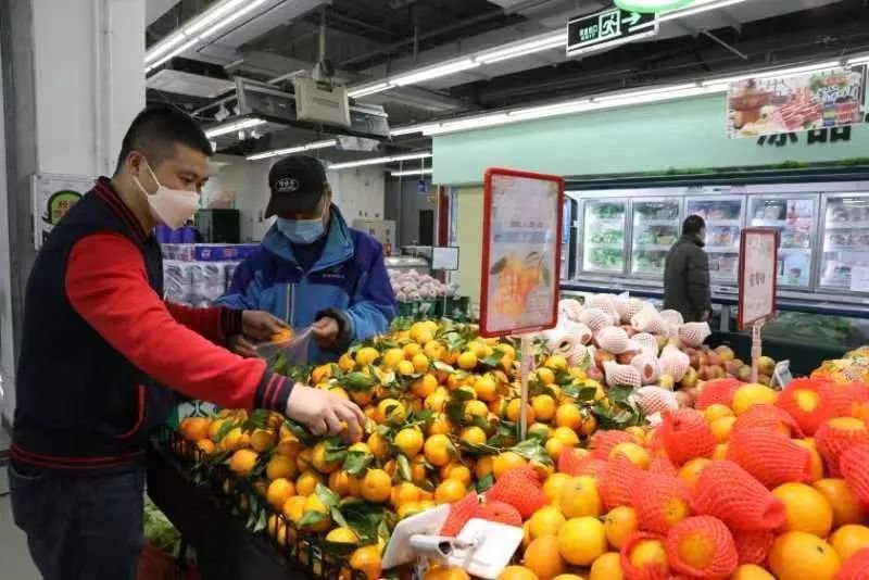 放心,管够!记者夜访北京各区“菜篮子”:供应充足,营业时间不变!
