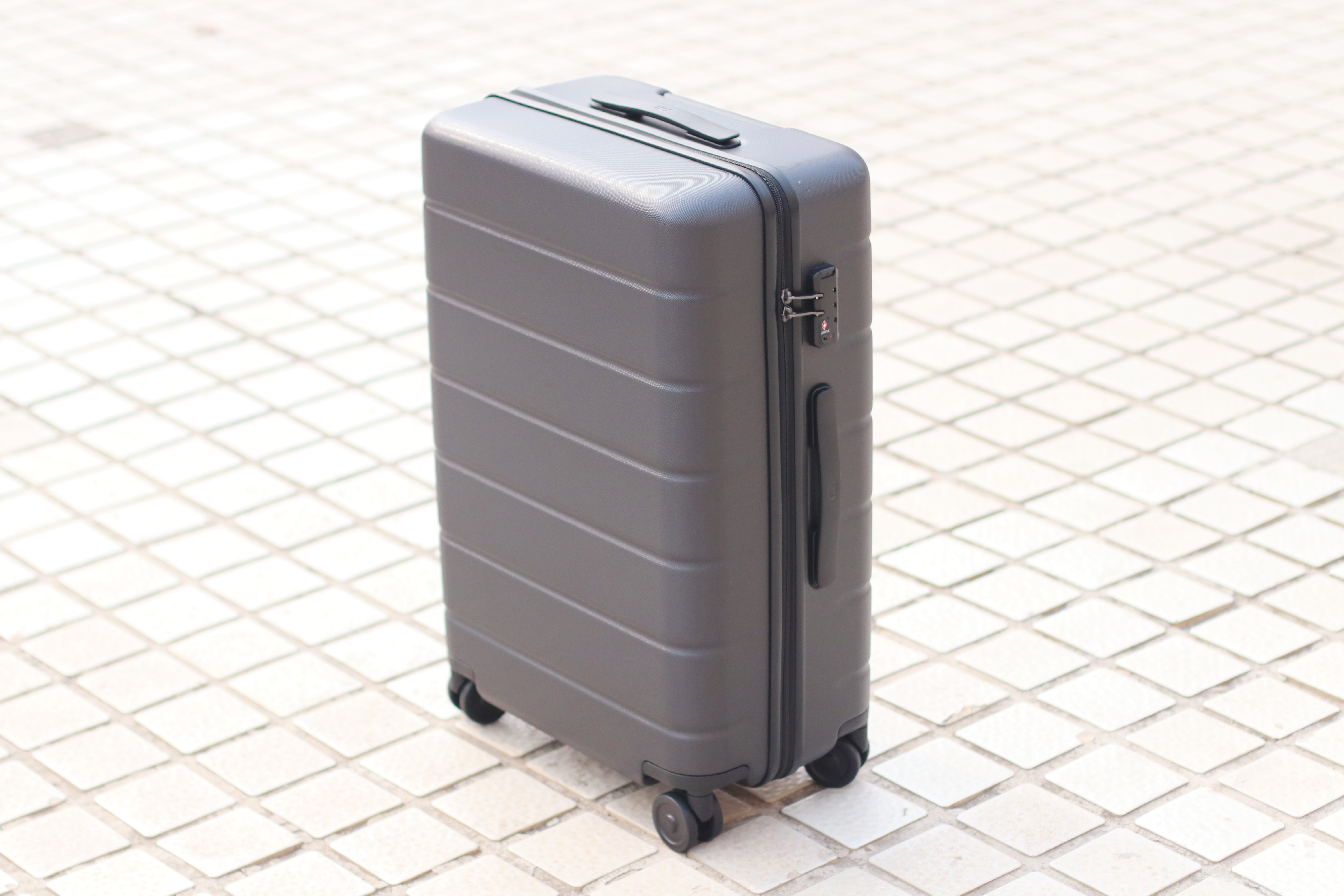 入局既是标杆,小米推出24寸大容量防刮旅行箱,仅269元__凤凰网