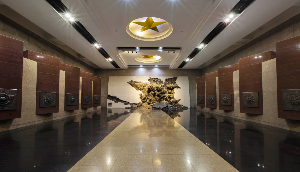 ↑这是辽沈战役纪念馆内景。