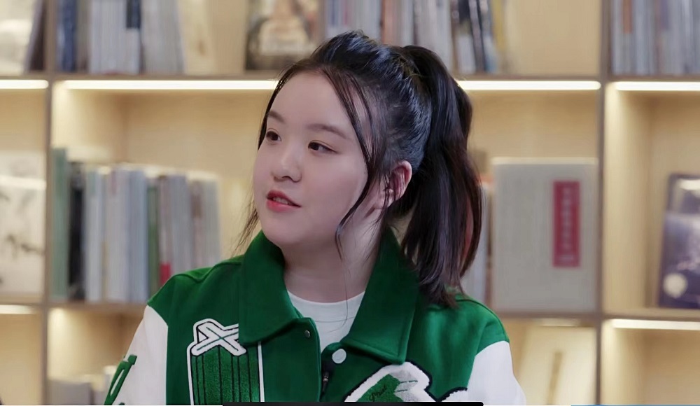 贾璨璨公益形象大使受邀参加《阅读阅中国》捐书院工程__凤凰网