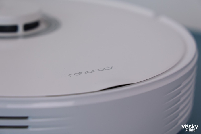 更纯粹的扫地集尘体验 石头扫拖机器人T8智能集尘版评测