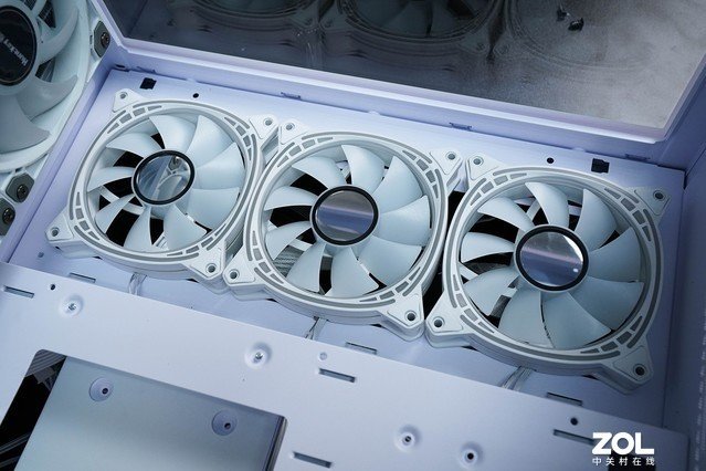 【有料评测】航嘉MVP阿波罗·麦克斯机箱评测 “海景别墅”就是这范儿