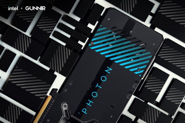 蓝戟Intel Arc A750显卡官方美图:霸气十足 蓝灯诱惑