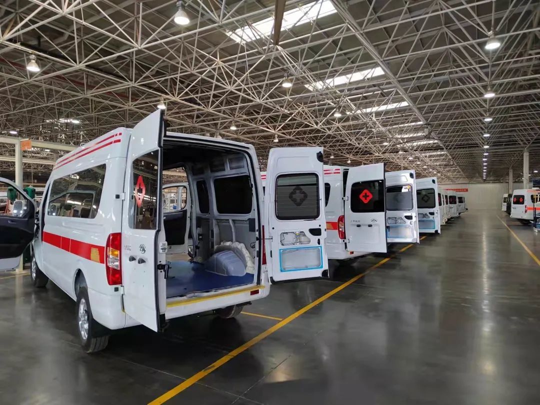 大通速度,使命必达——上汽大通再次完成上海负压救护车交付任务