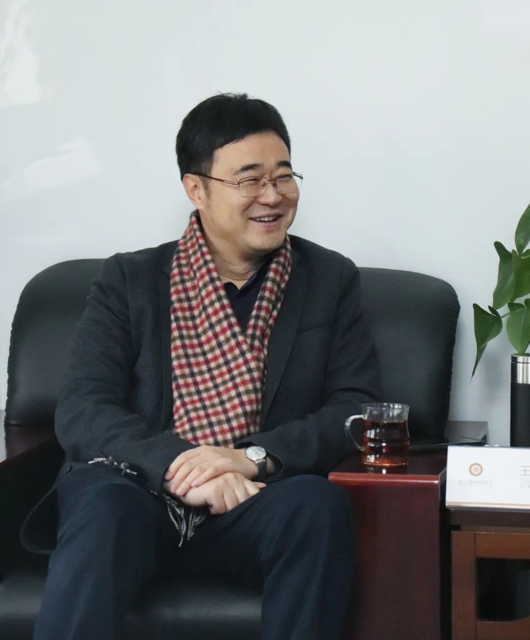 四川省人民政府副秘书长王峻一行到浙江省四川商会调研