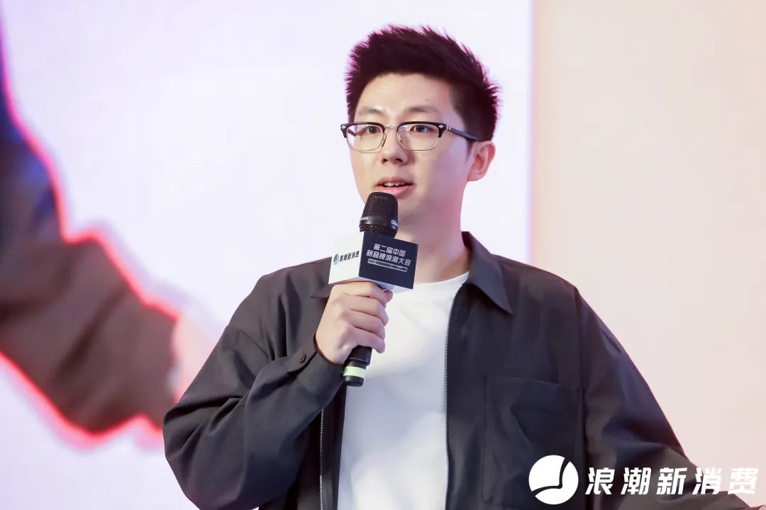 其中,moody创始人兼ceo慈然作为一名90后创业者,针对组织建设,如何