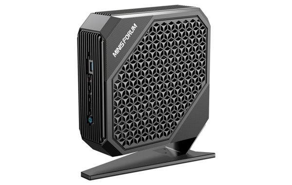 全球第一次!AMD显卡走入迷你机 却赔了个老锐龙