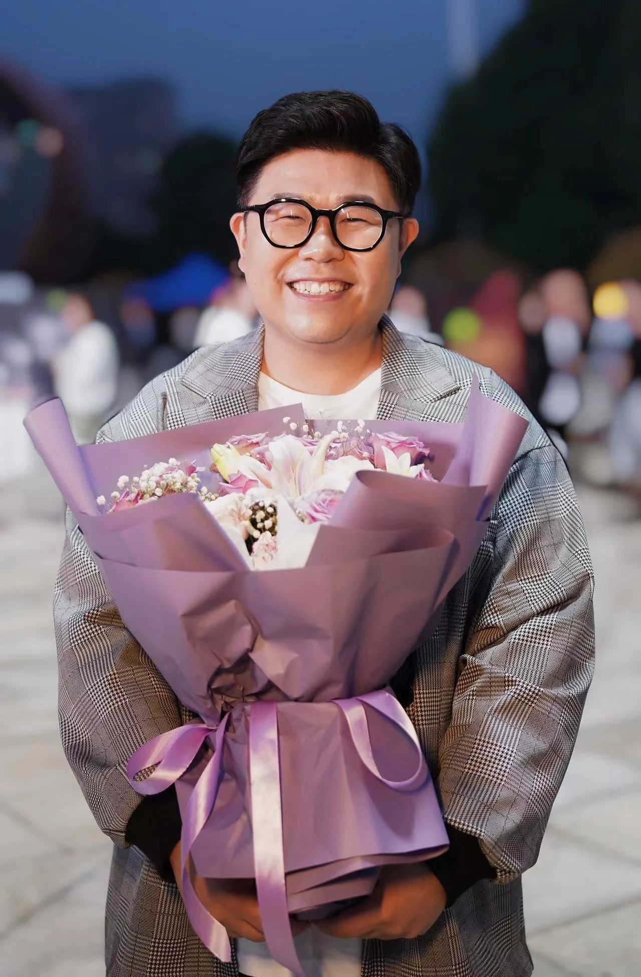 刘恩尚《老家伙》杀青 铁三角"最佳辅助"引期待