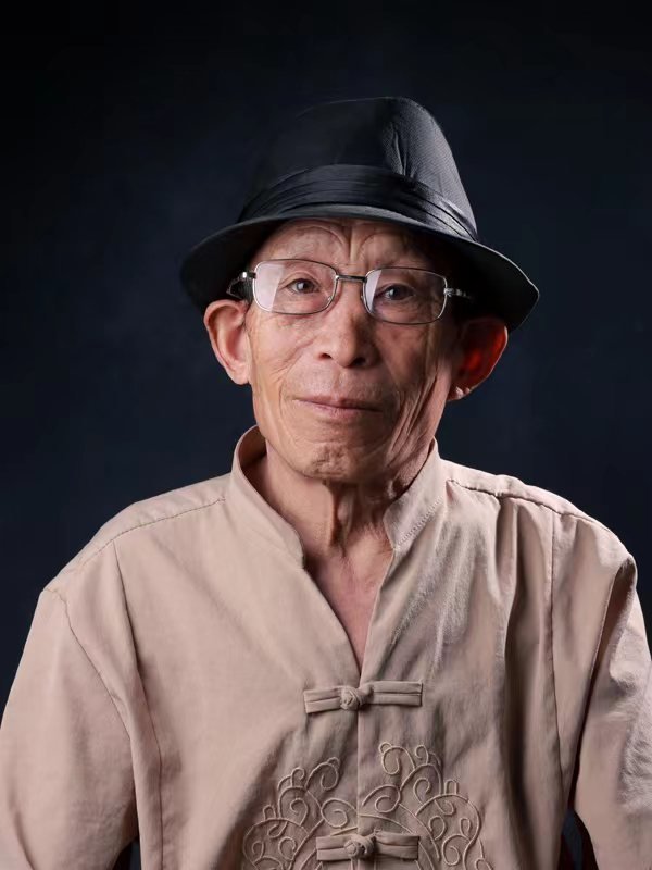 中国玉雕大师张名科__凤凰网