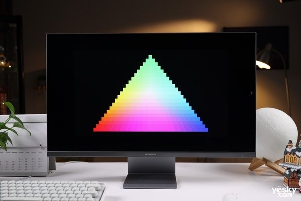 有颜有料!千元卷王创维设计师显示器F24B40Q评测