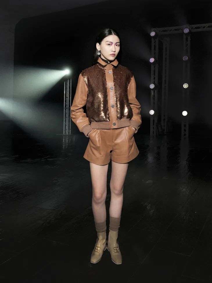 t型台这季巴黎时装周真能处衣服是真美