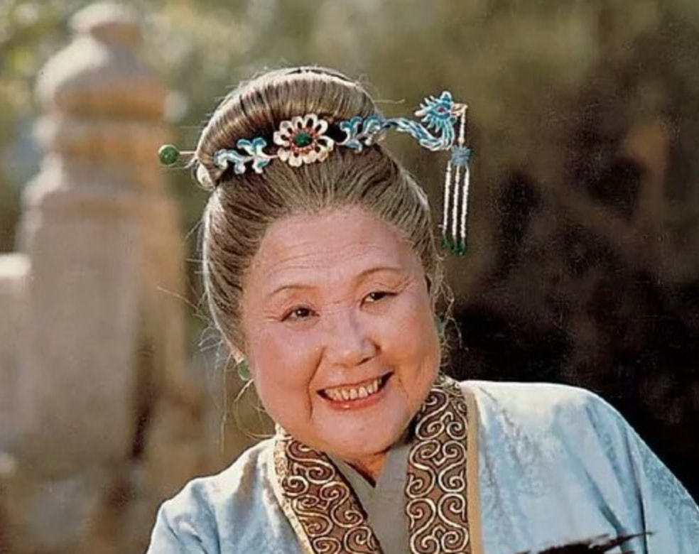 《红楼梦》:贾母的聊天话术,教科书级别_凤凰网国学_凤凰网