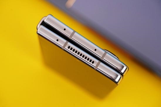 这才是成熟折叠屏该有的样子!三星Galaxy Z Fold4首发评测:生产力倍增