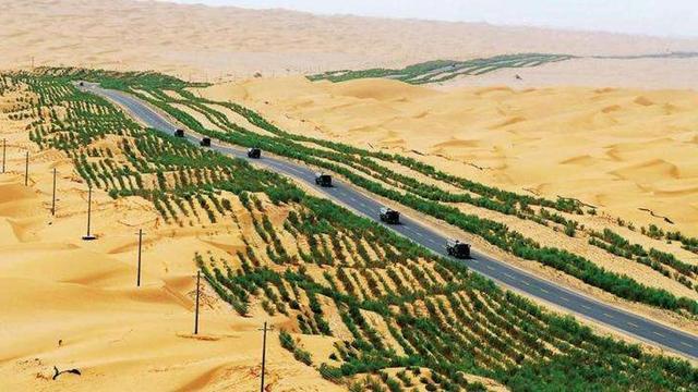 沙漠是目前全世界很多国家要面对的一个棘手敌人,比如中国,历史上中国