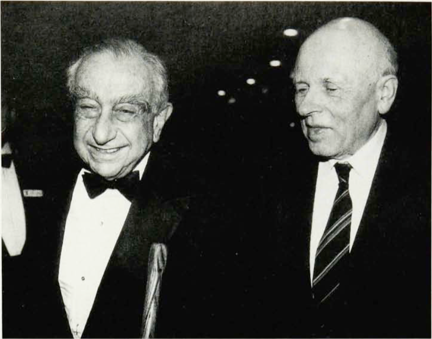 图6 苏联“氢弹之父”萨哈罗夫（右）和美国“氢弹之父”泰勒（左）