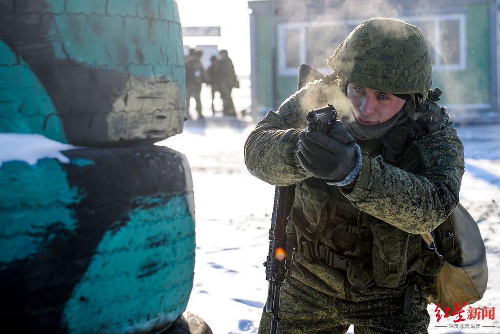 ▲俄在乌克兰边境集结了大约10万名士兵