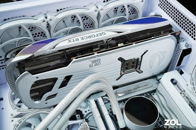 【有料评测】航嘉MVP阿波罗·麦克斯机箱评测 “海景别墅”就是这范儿