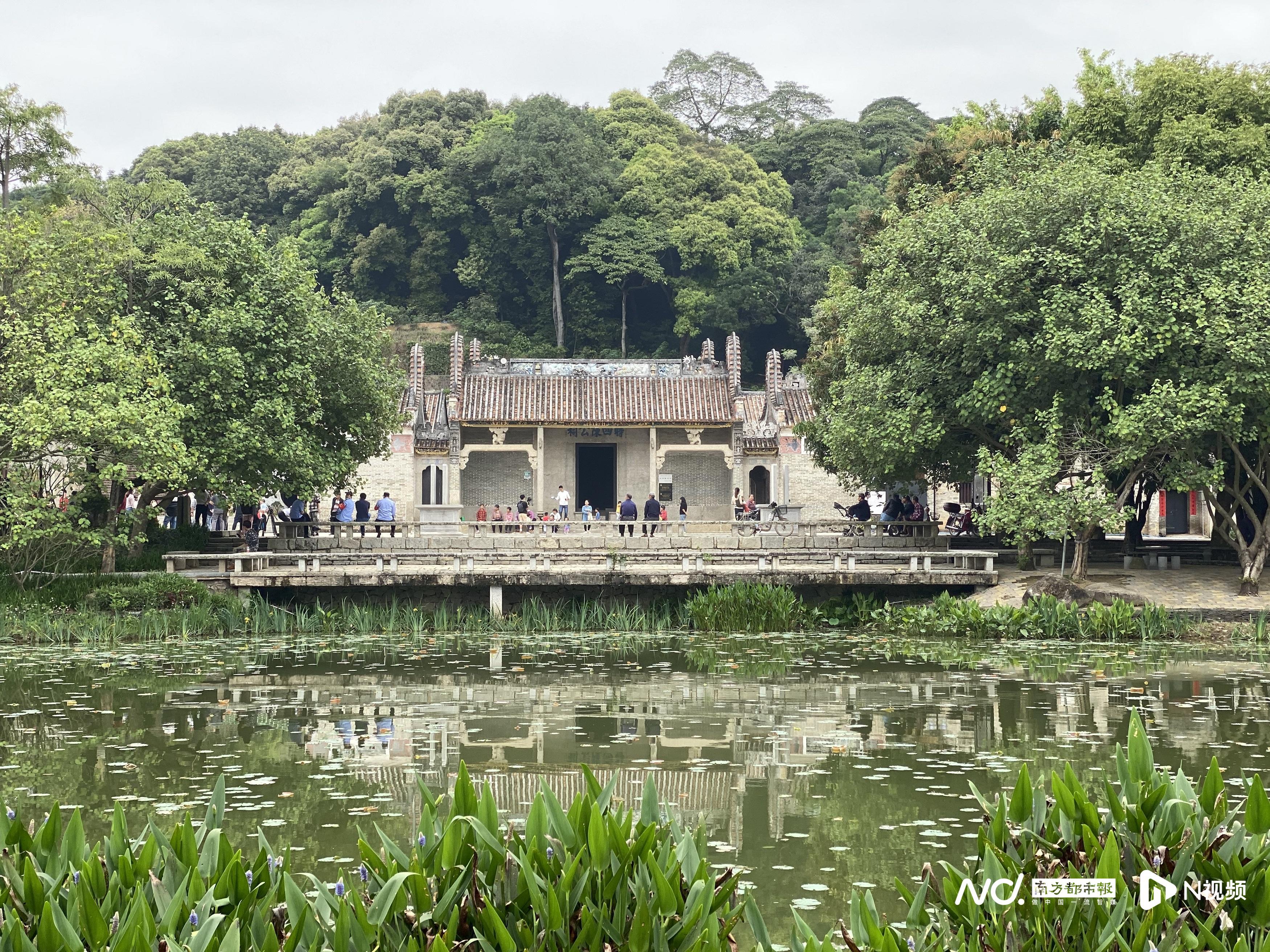 莲塘村的时四陈公祠.jpg