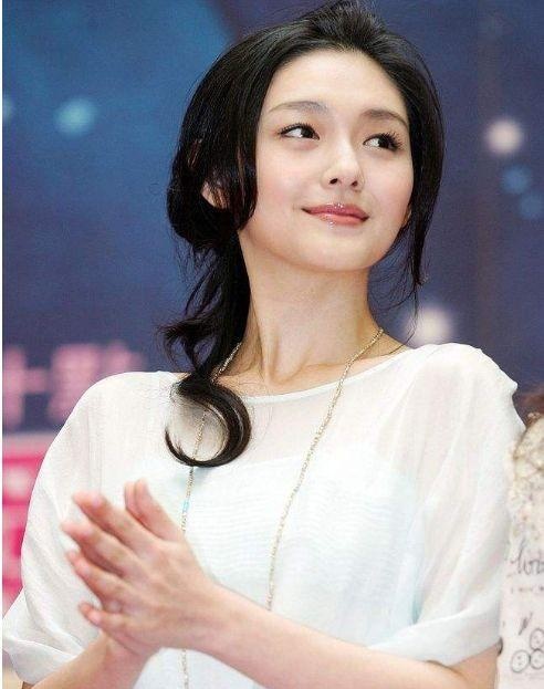 大S具俊晔再婚细节曝光,两人通过电话确认婚事,至今还没见过面