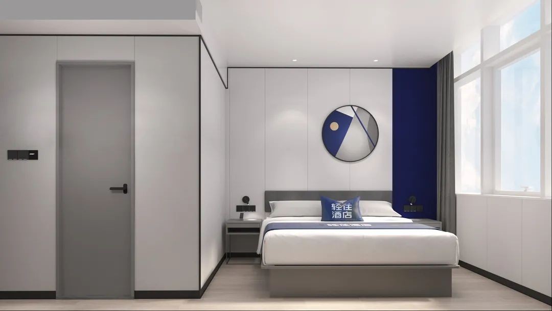 赵楠表示,轻住在酒店行业市场回暖之初,逆势推出"添金""焕新"计划等一