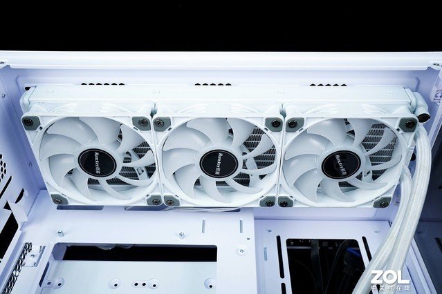 【有料评测】航嘉MVP阿波罗·麦克斯机箱评测 “海景别墅”就是这范儿