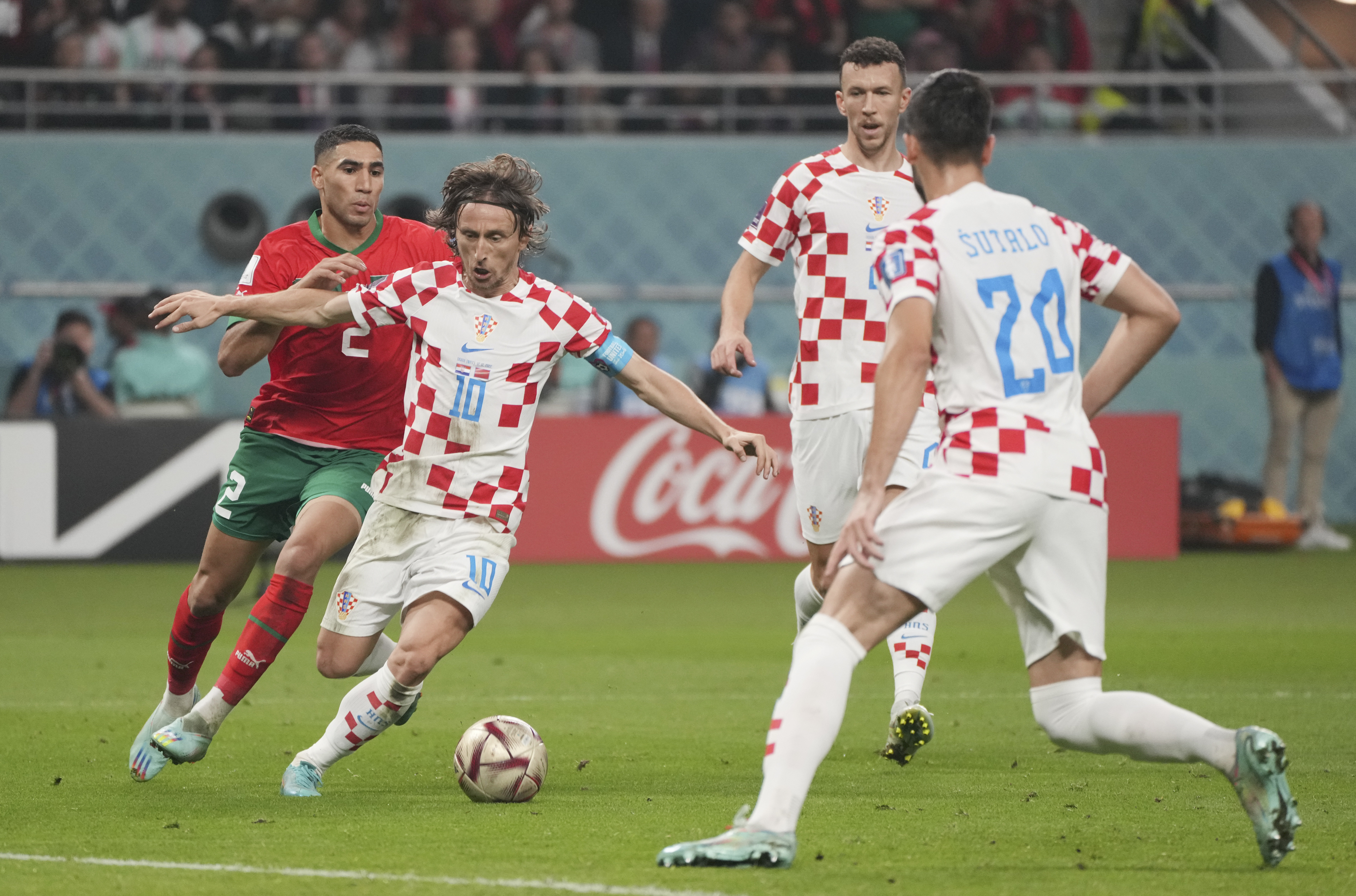 足球——三,四名决赛:克罗地亚对阵摩洛哥(14)__凤凰网