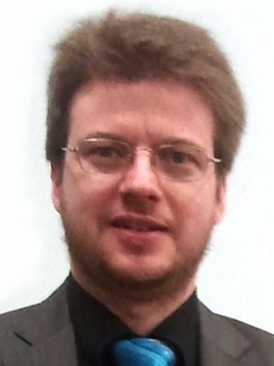 人类反超 AI:DeepMind 用 AI 打破矩阵乘法计算速度 50 年记录一周后,数学家再次刷新