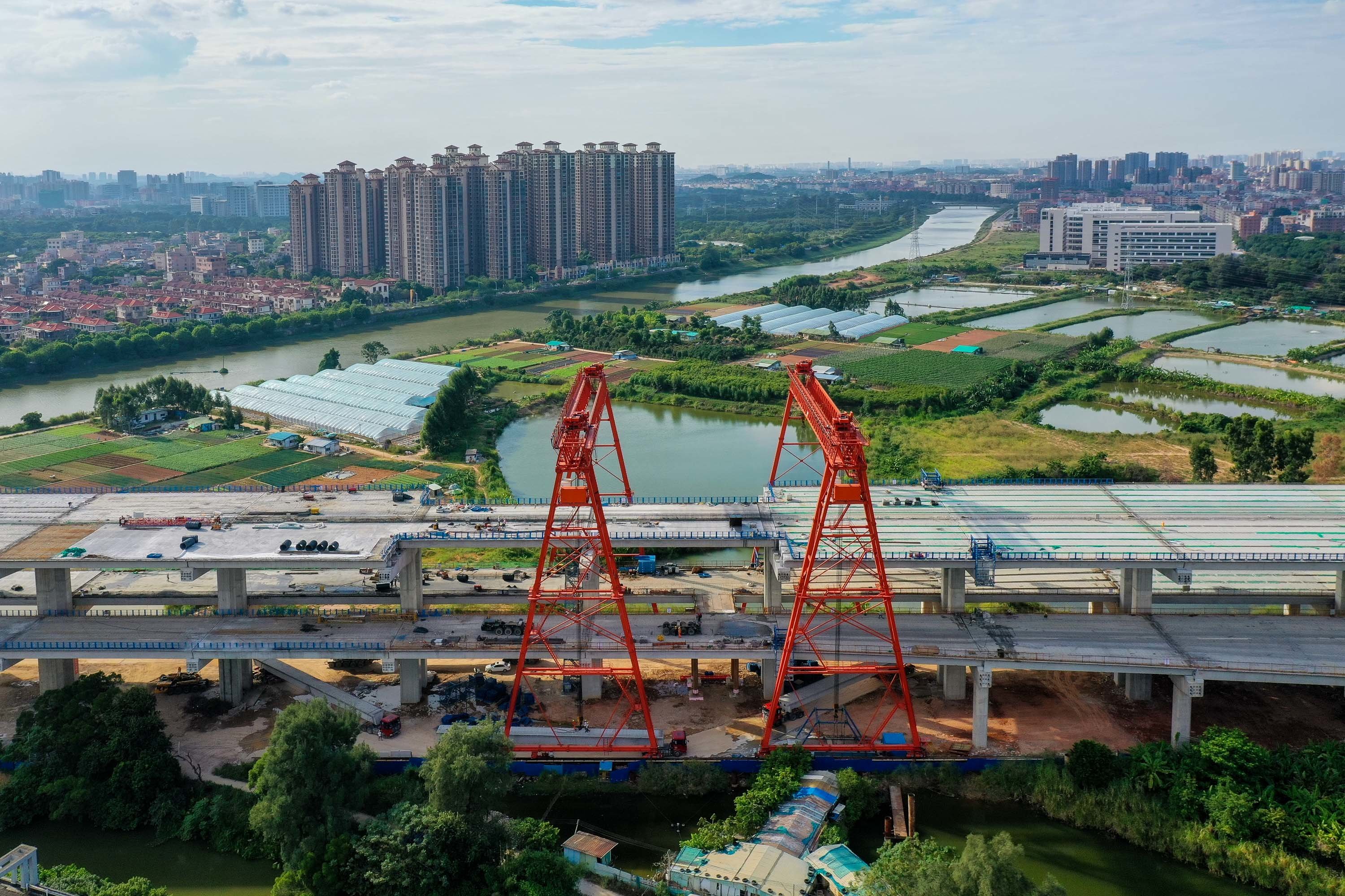 节约土地资源 东莞建双层高速公路