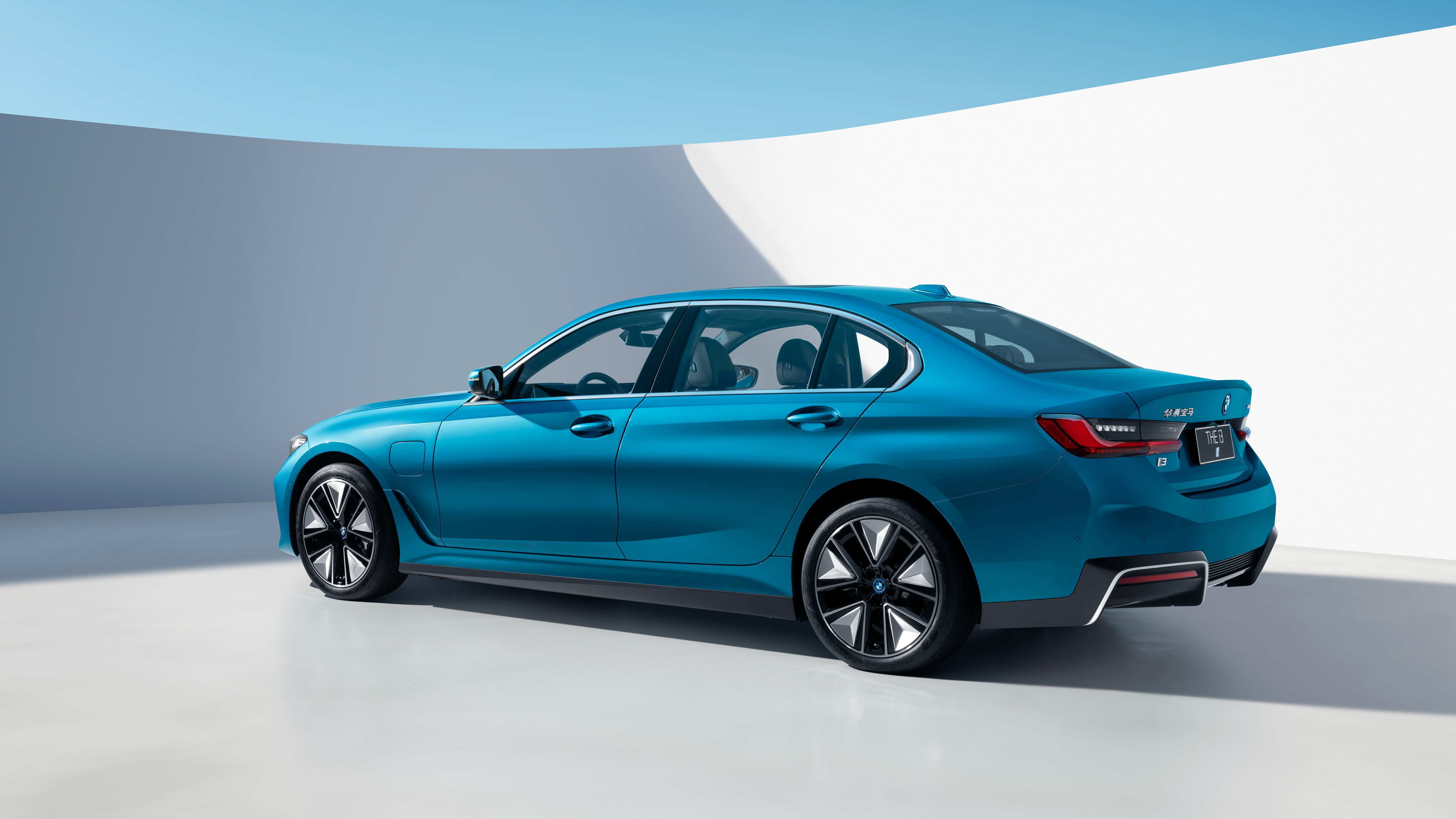 不止是轴距加长国产宝马x5上市售价605万起宝马i3同步上市