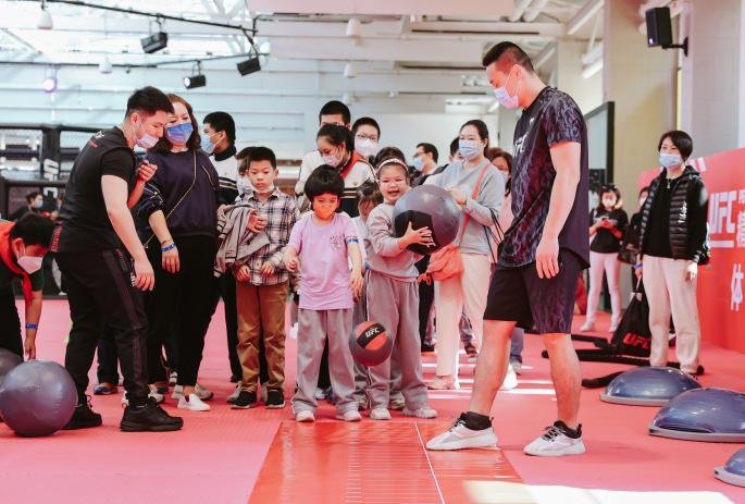传递<em>体育</em>正能量，UFC携手特奥构建“接纳、平等、<em>尊重</em>”的社会氛围 - 全一直播