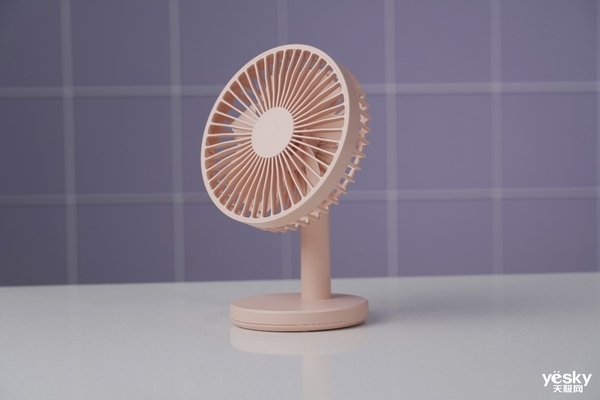 均价不超过50元的办公室热销小风扇横评,谁才是你心目中的解暑降温能手?