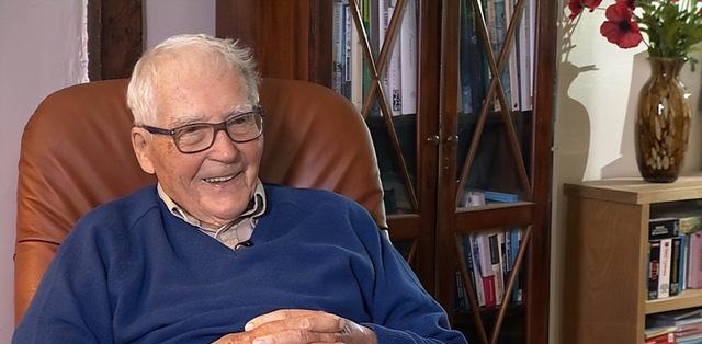 洛夫洛克在100岁时接受采访