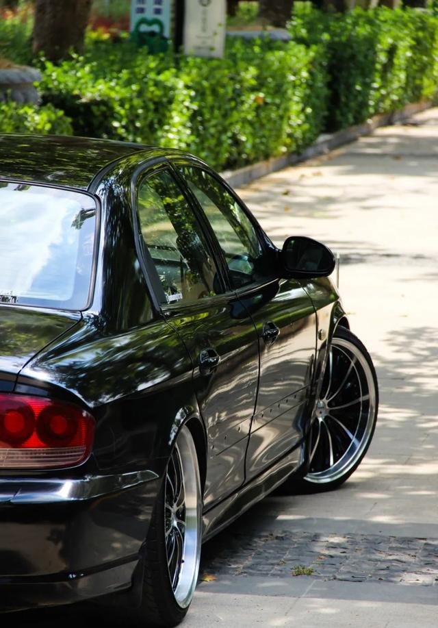 1万块买的03年现代索纳塔,竟能玩出vip的味道?_凤凰网汽车_凤凰网