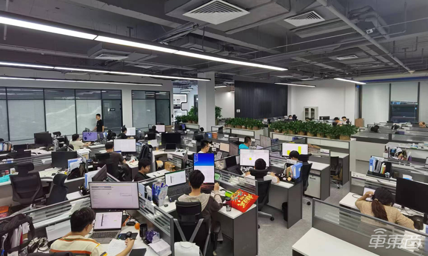 比亚迪廉玉波：车企和供应商需要双向合作，将出现灰盒模式