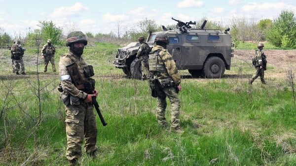 Reconnaissance group servicemen of Russian