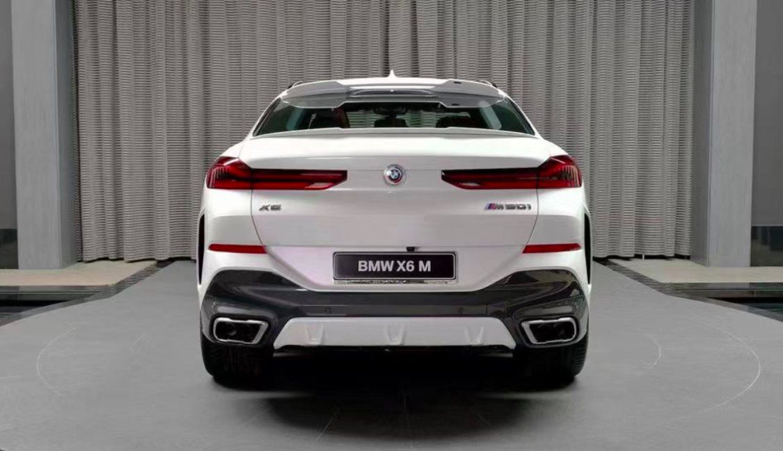 海外实拍宝马x6新版车,v8引擎,配50周年纪念logo_凤凰网汽车_凤凰网